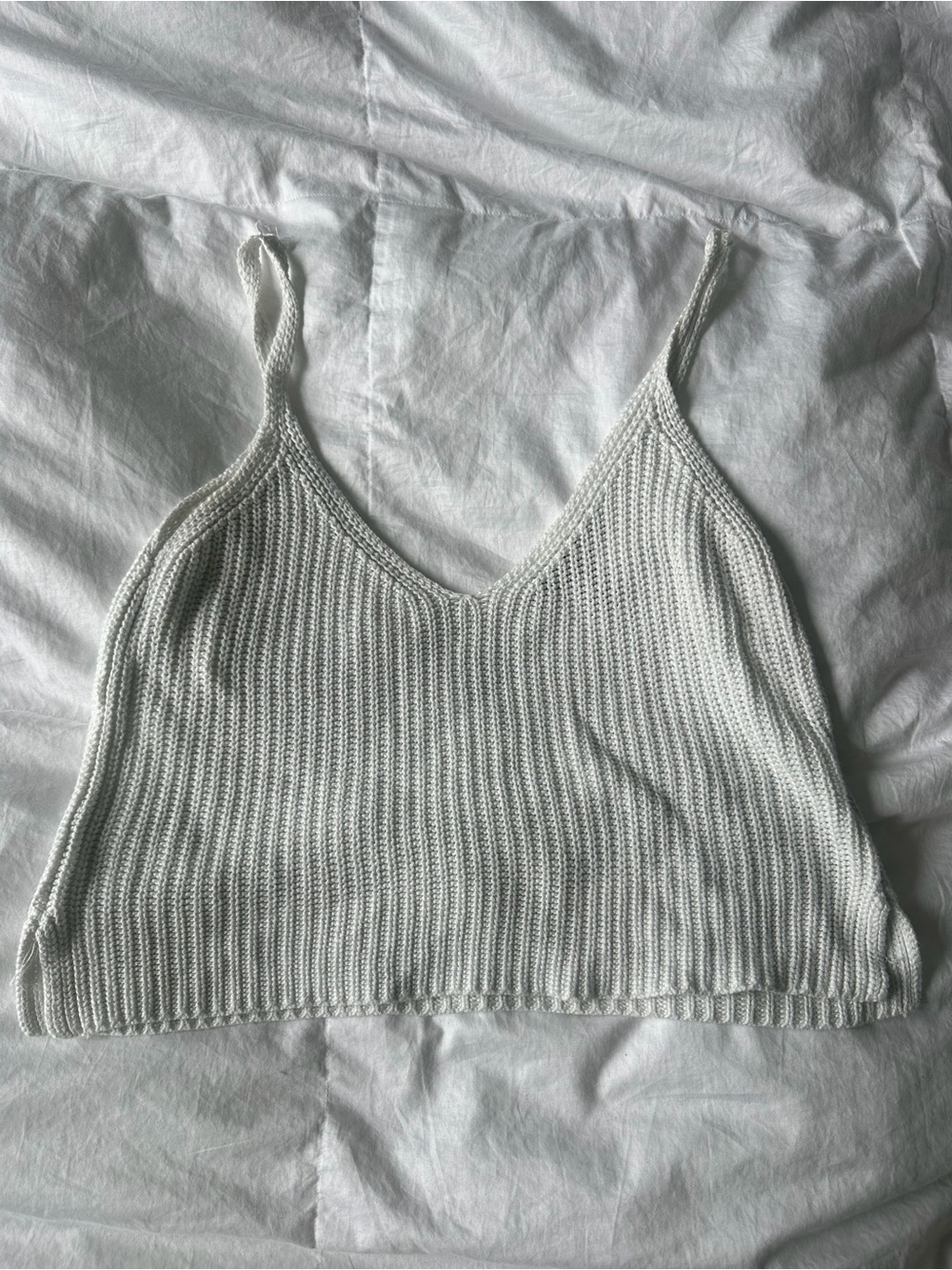 Forever 21 White Knit V-Neck Cami Top